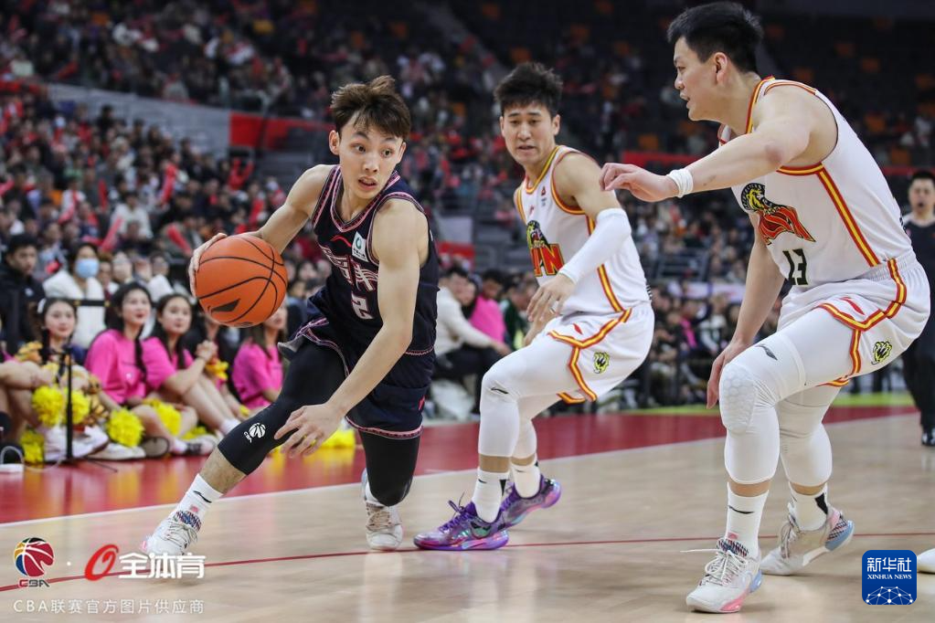 关于广东队再获连胜，强大实力再度夺得胜利的信息